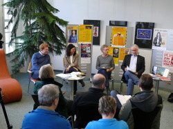 Ferenc Csák (1. v. l.), Elke Beer (2. v. l.) und Partner der LESELUST präsentieren das Programm der 6. Chemnitzer Literaturtage