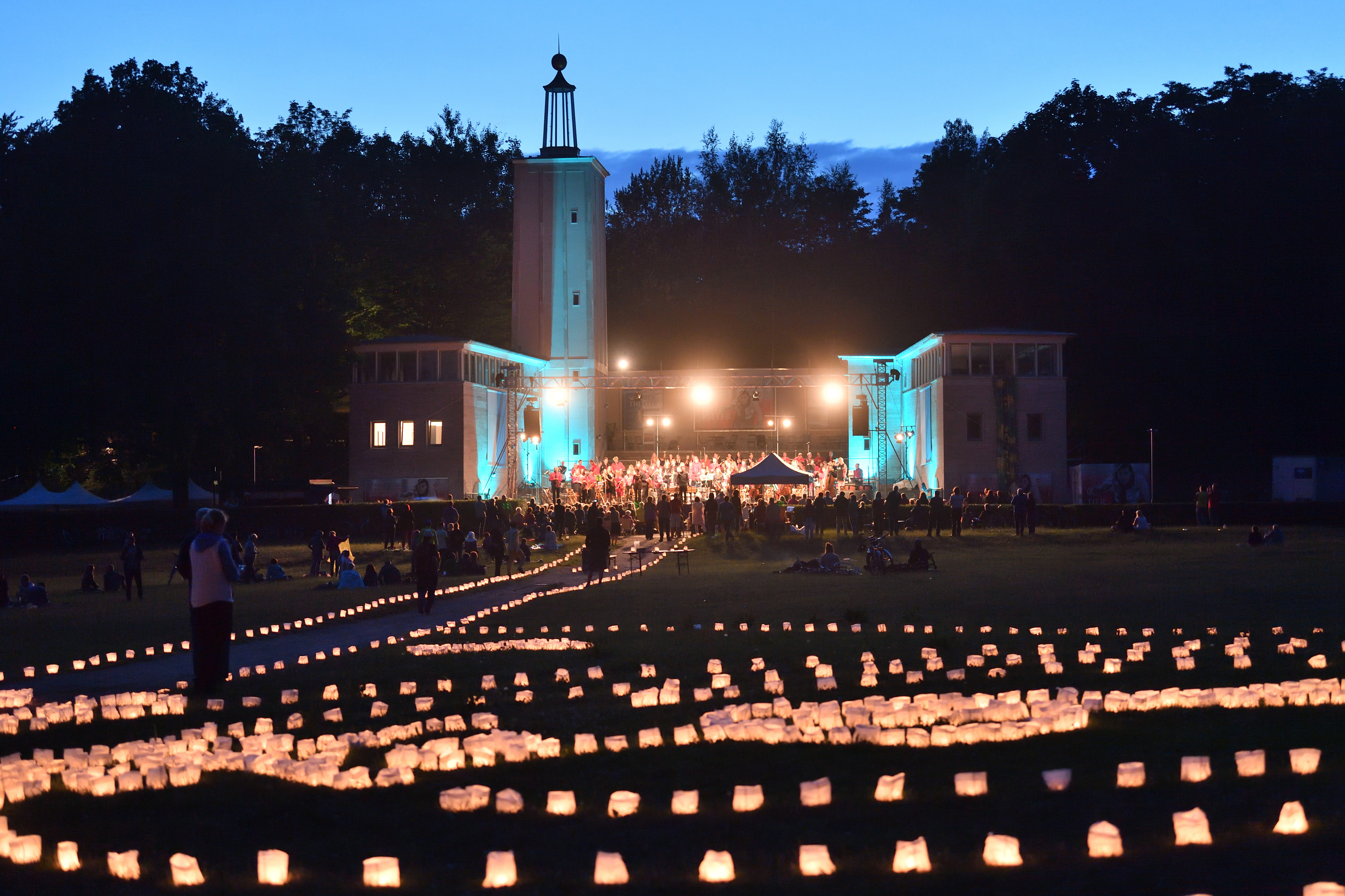 The light labyrinth is a symbol of life and peace. 