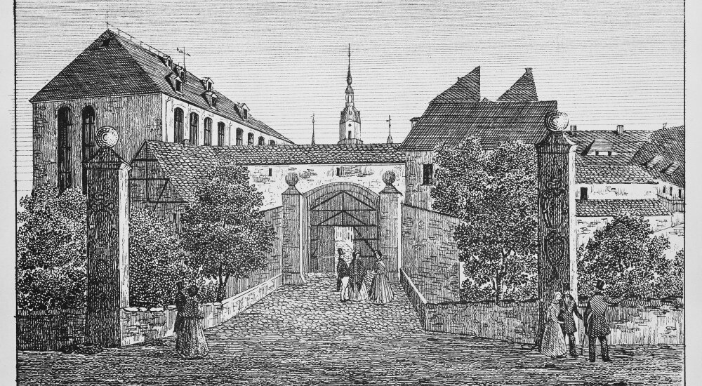 Durch die Pforte, vorbei an der neuen St. Johanniskirche, gelangte man in den Getreidemarkt. Illustration um 1840 von L. Sommerschuh