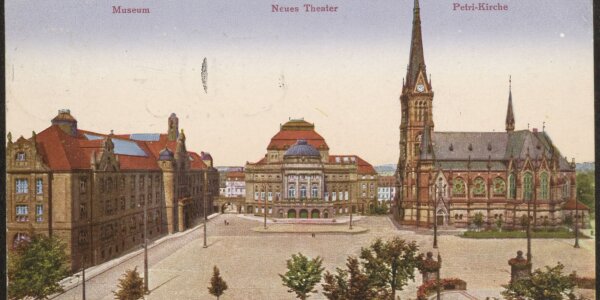 A view from  1918 shows the ensemble of  museum, theater and church.
